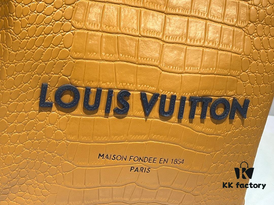 Medium Shopper Bag M24457