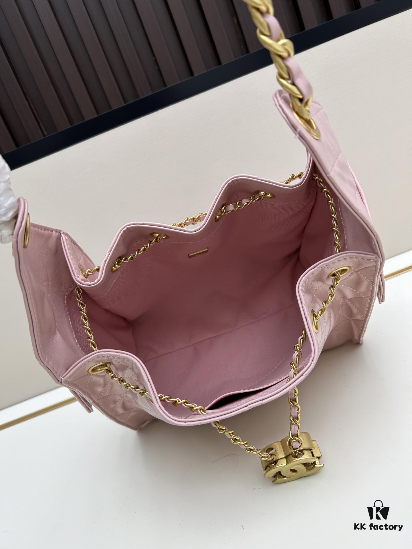 New Chanel 25 Handbag ||| The Rising 'Bag King' – The Chanel 25 Bag, the Latest It-Bag Following the 22 Bag!