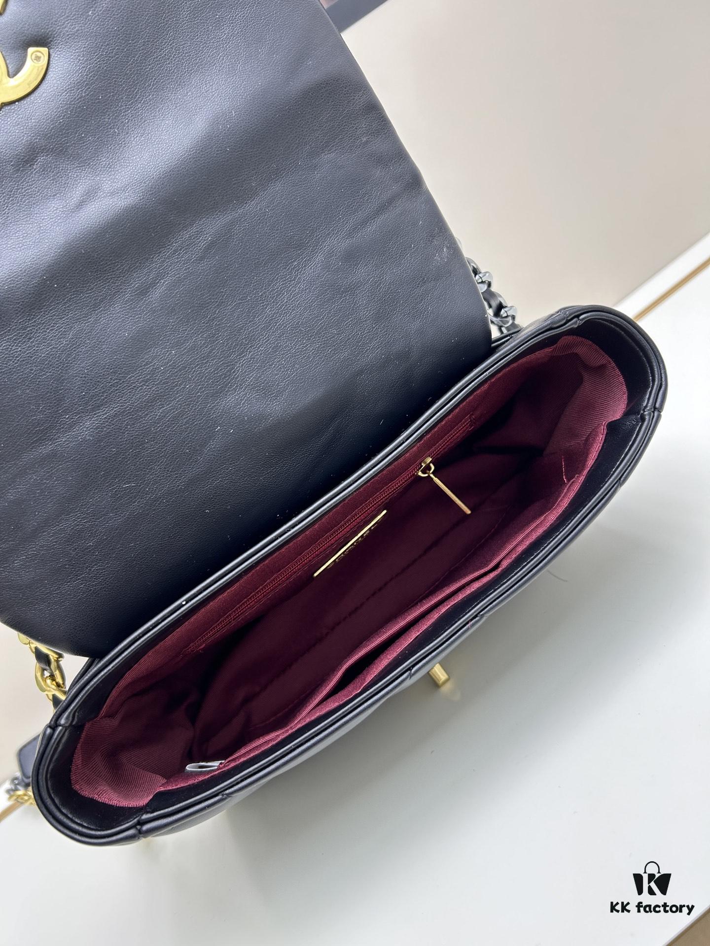 New Arrival with Box CHANEL Chanel Platinum White 19 Bag