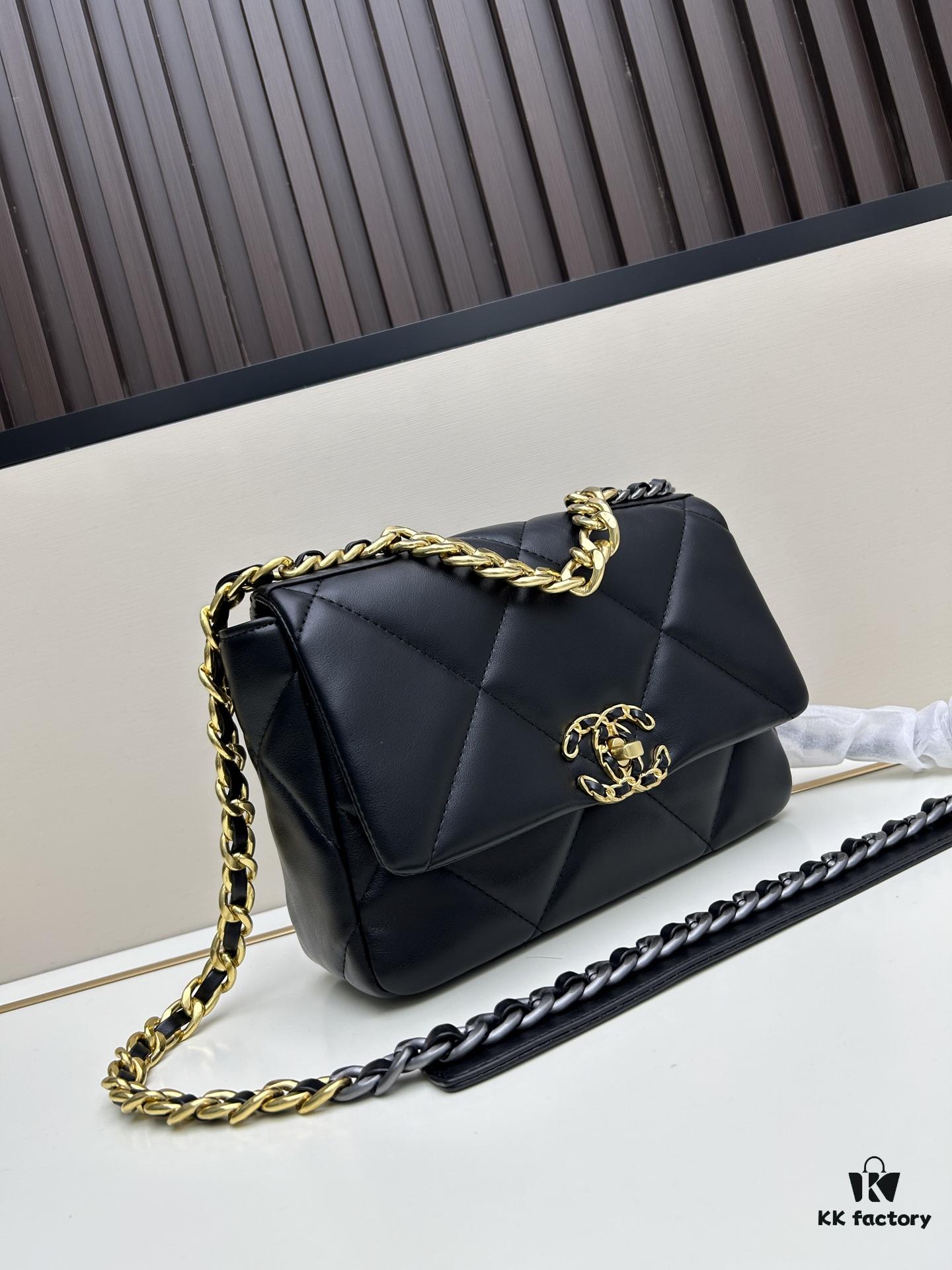 New Arrival with Box CHANEL Chanel Platinum White 19 Bag