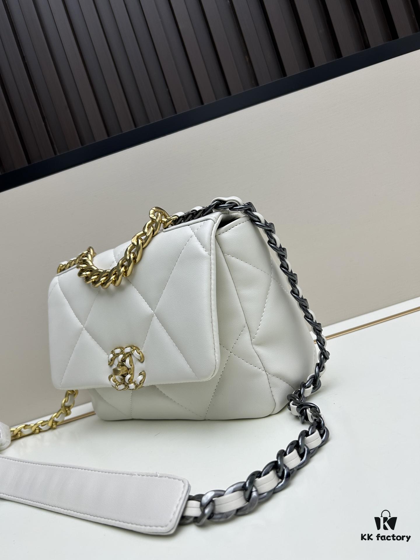 New Arrival with Box CHANEL Chanel Platinum White 19 Bag