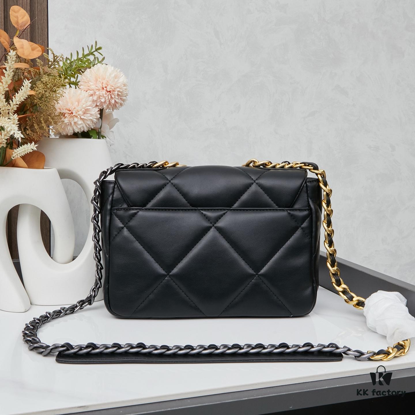 New Arrival with Box CHANEL Chanel Platinum White 19 Bag