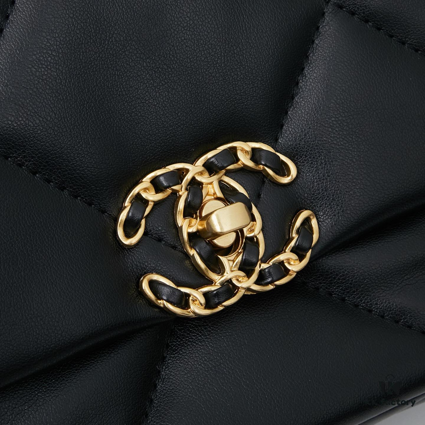 New Arrival with Box CHANEL Chanel Platinum White 19 Bag