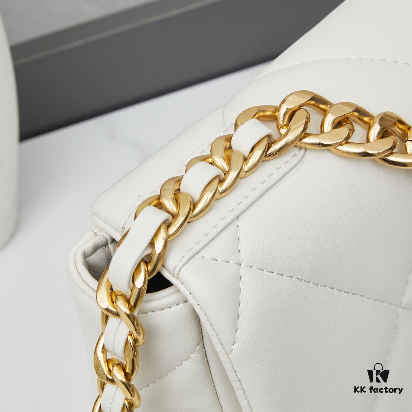 New Arrival with Box CHANEL Chanel Platinum White 19 Bag