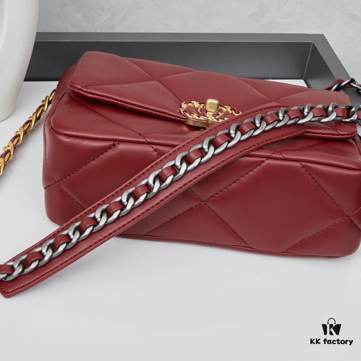 New Arrival with Box CHANEL Platinum White 19 Bag