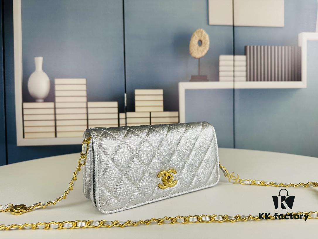 New Arrival Recommended Today 🌸 CHANEL 23K Camellia Clasp Underarm Bag