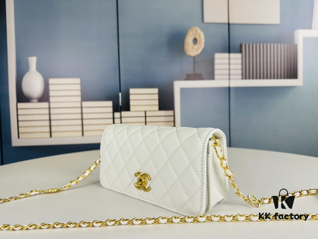 New Arrival Today's Recommendation 🌸 CHANEL 23K Camellia Clasp Underarm Bag