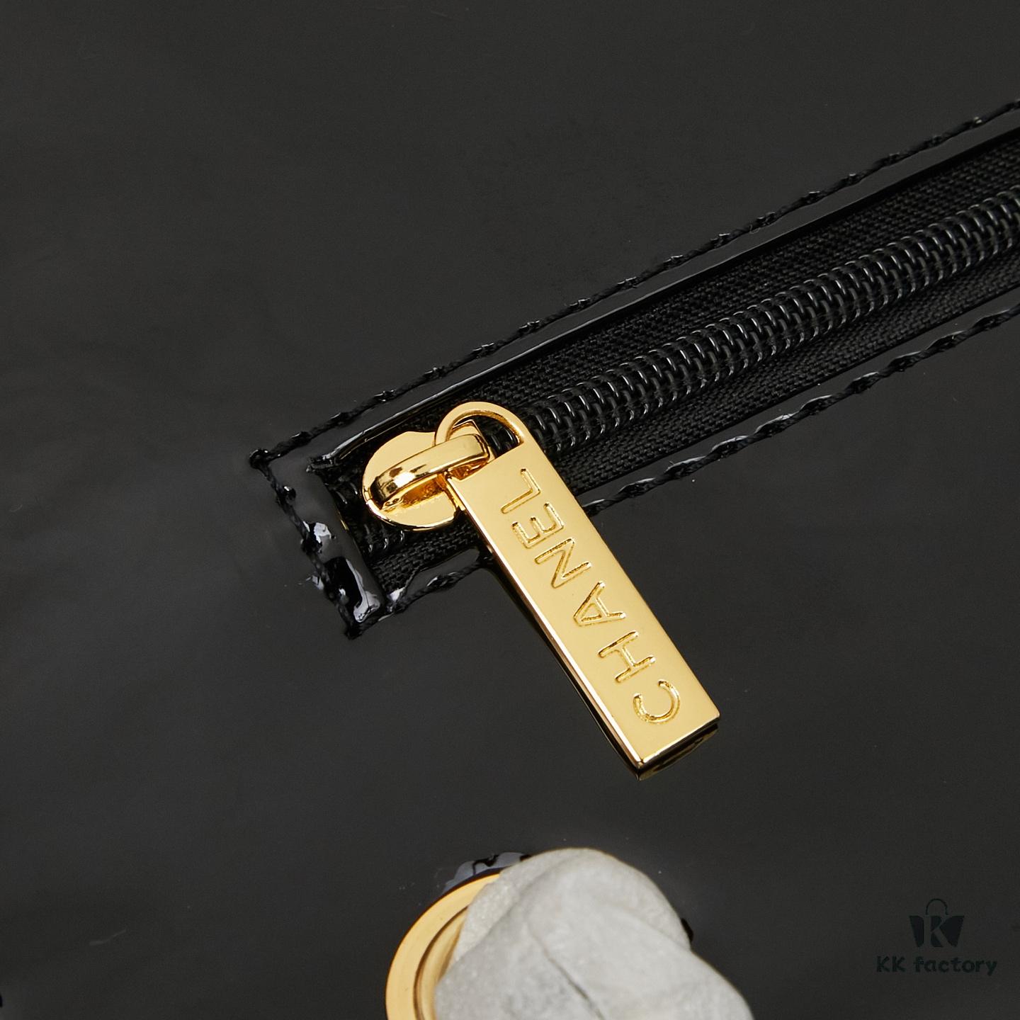 New Arrival with Box Chanel CF Classic Must-Have 'Goddess Bag' Beloved by Fashion Icons