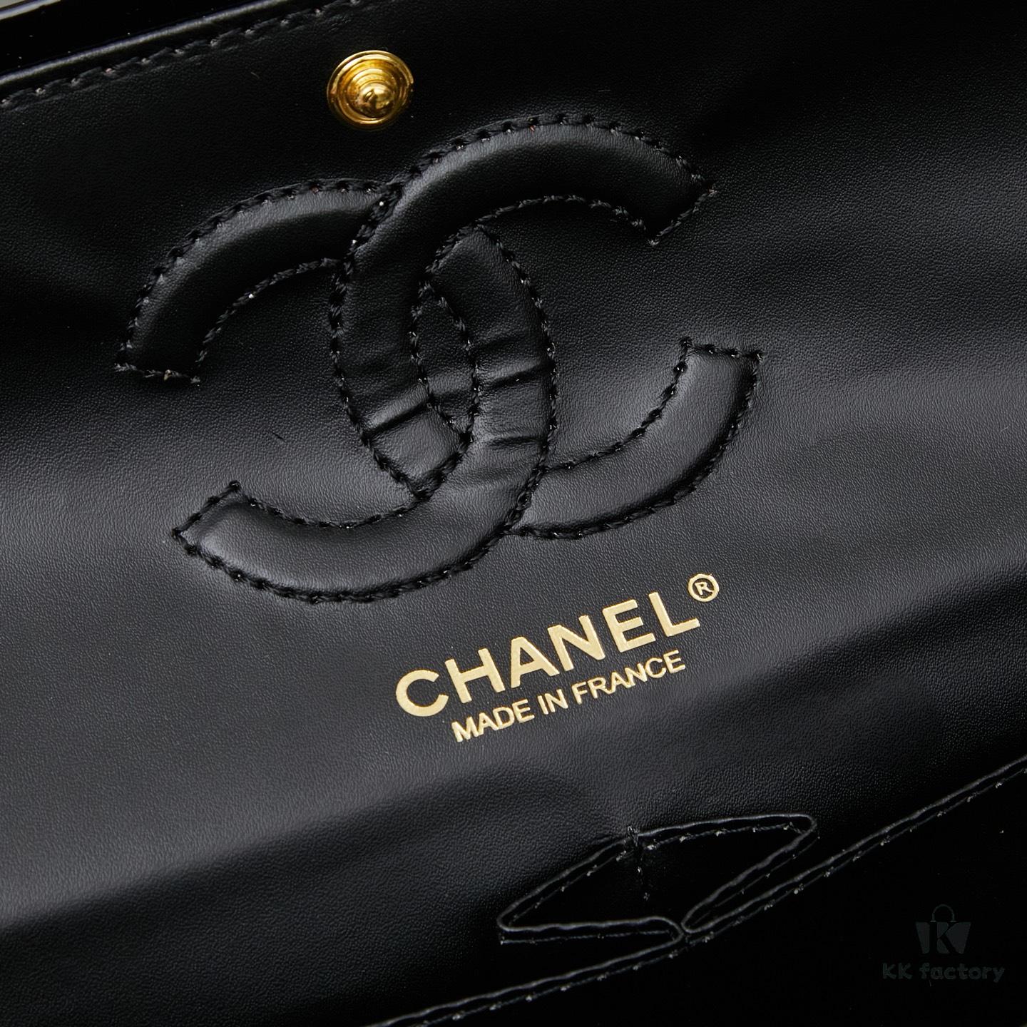 New Arrival with Box Chanel CF Classic Must-Have 'Goddess Bag' Beloved by Fashion Icons