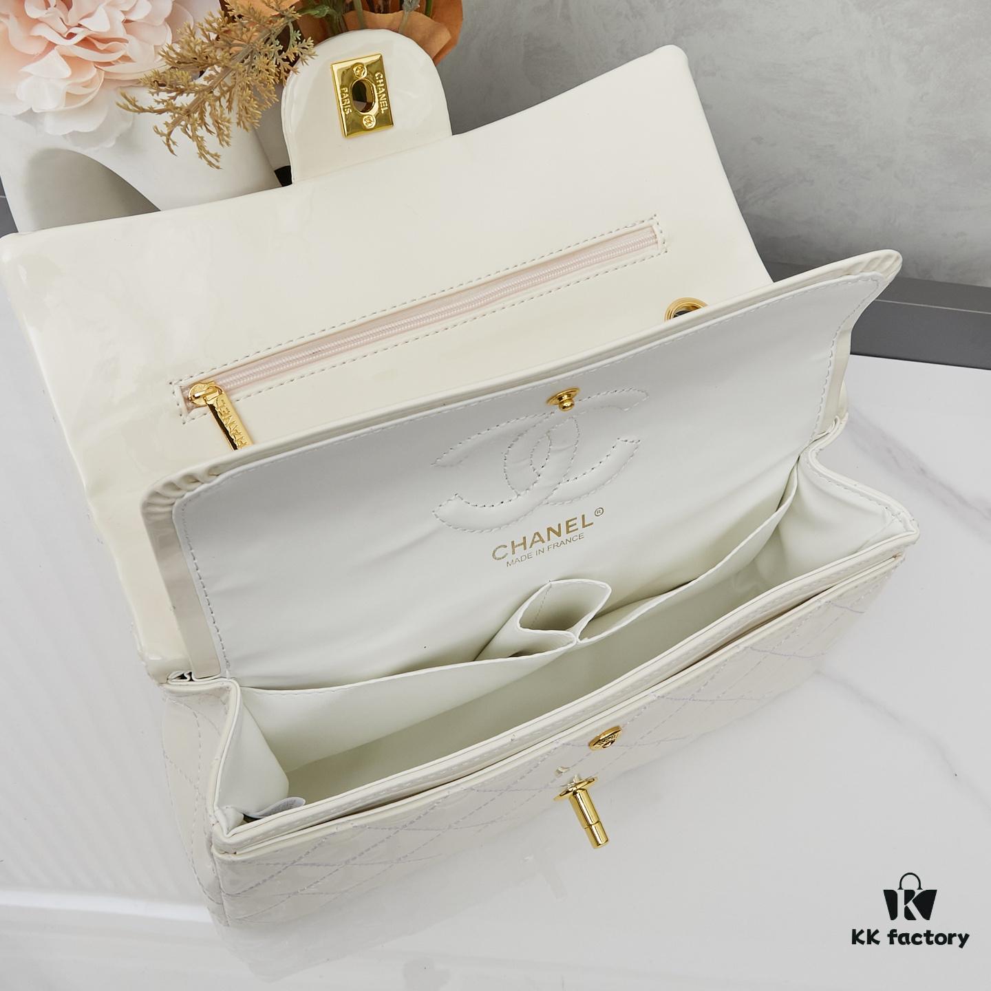 New Arrival with Box Chanel CF Must-Have Classic Bag, A Timeless Favorite