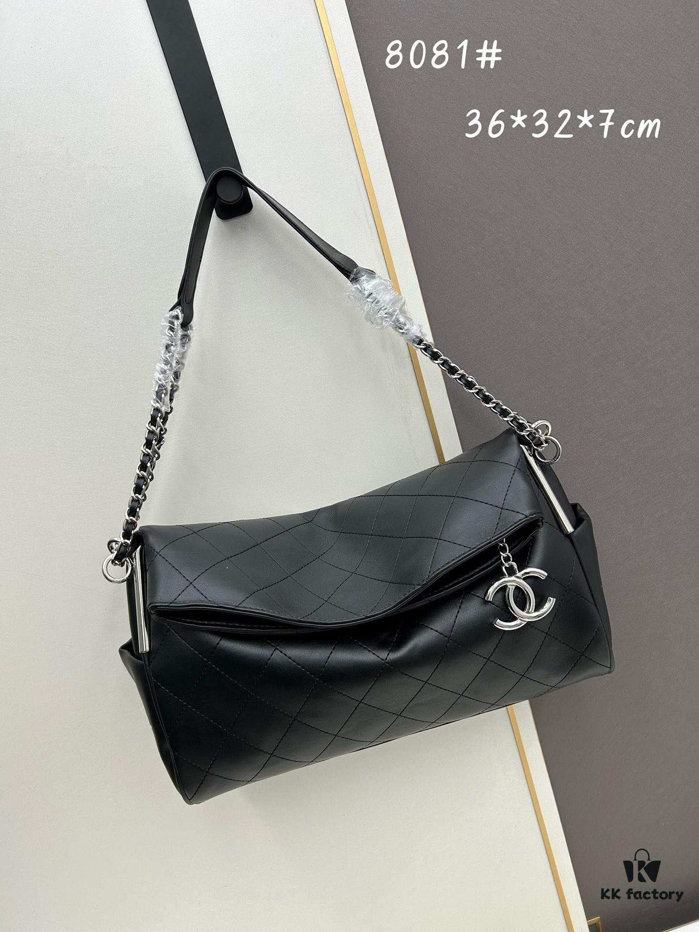 New Large-Sized Chanel Black and Silver Stitched Hobo Bag ② Size