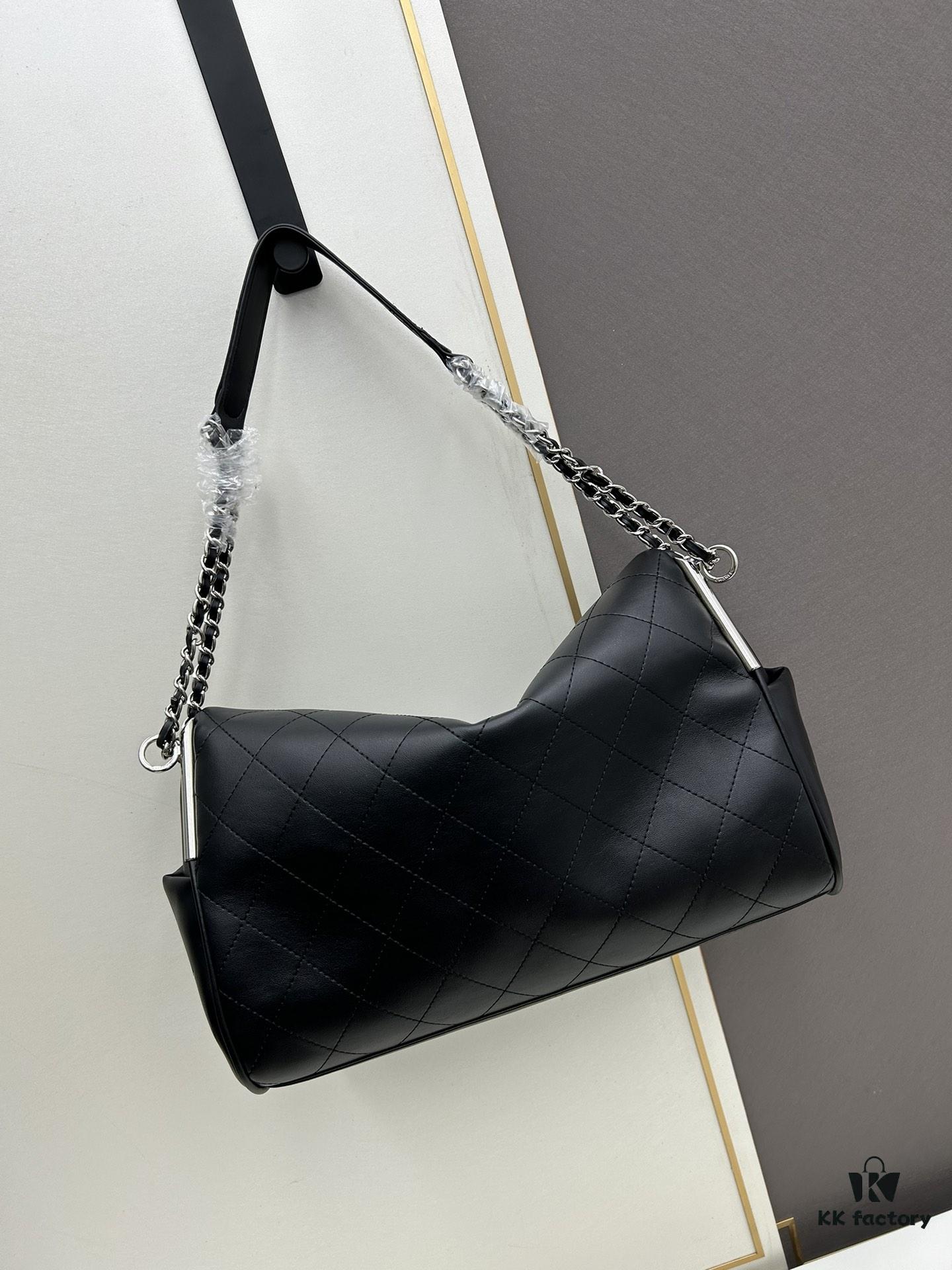 New Large-Sized Chanel Black and Silver Stitched Hobo Bag ② Size