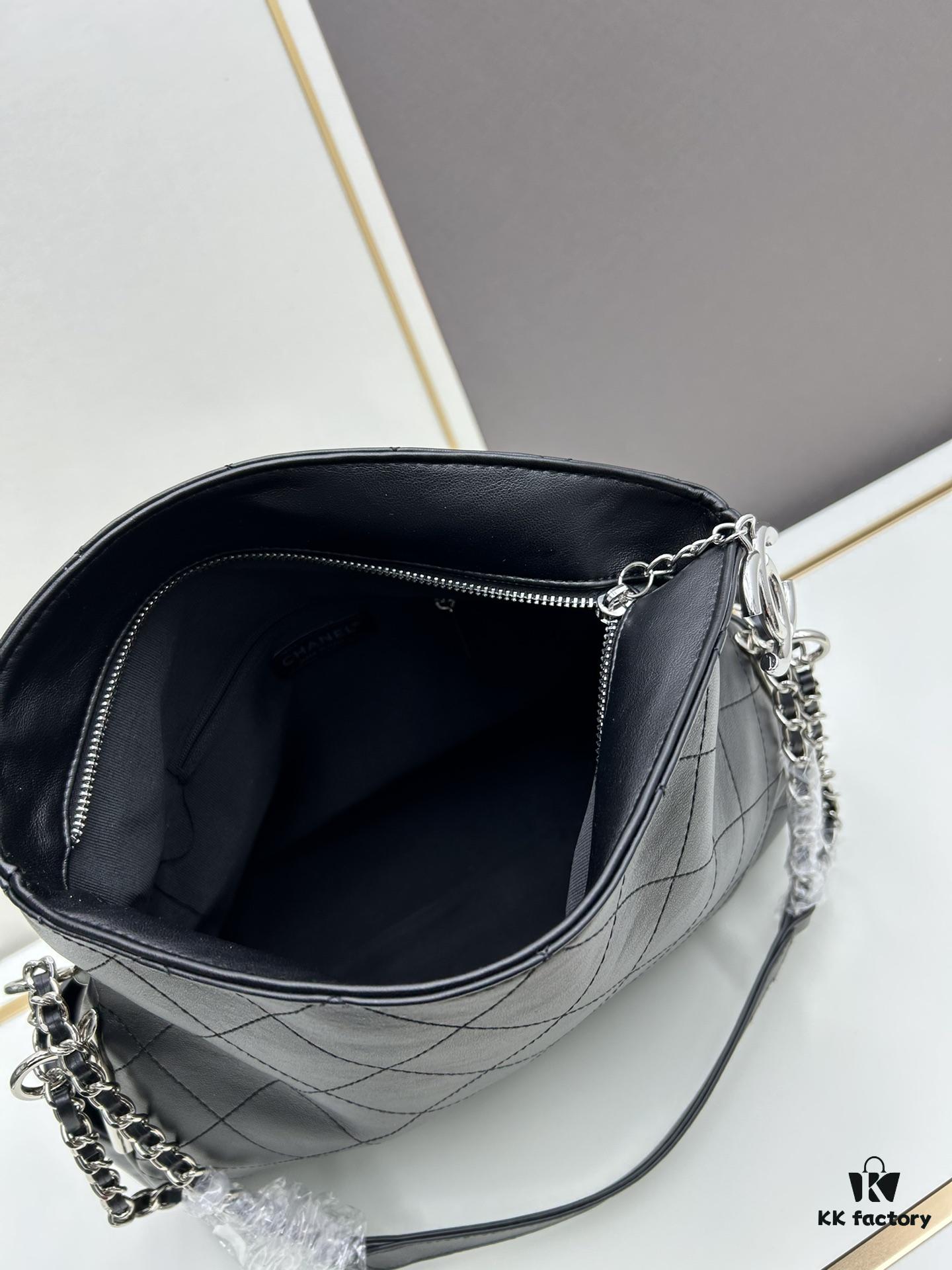 New Large-Sized Chanel Black and Silver Stitched Hobo Bag ② Size
