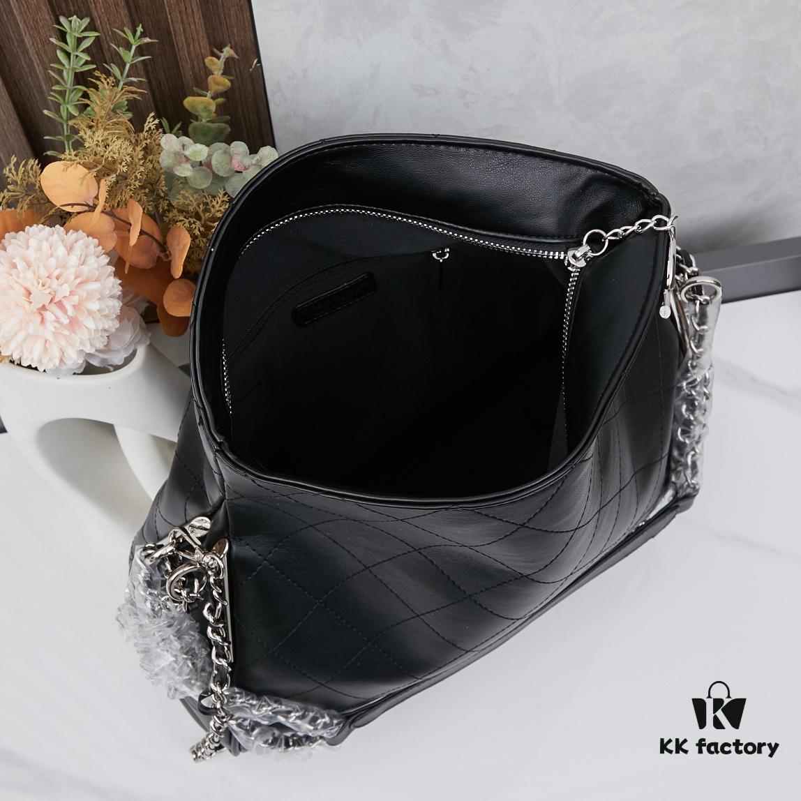 New Small Chanel Black and Silver Hobo Bag with External Stitching ② Size