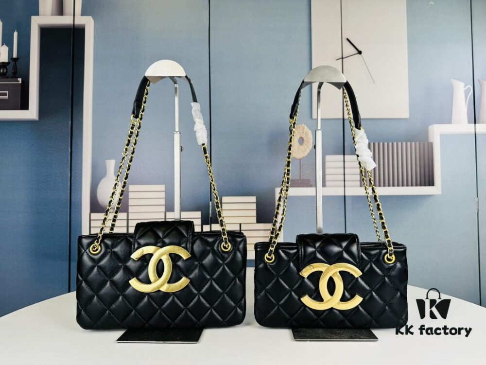 New Arrival Large 210 Small 200 4W+ Likes Chanel 24C Retro Oversized Logo Horizontal Chain Bag