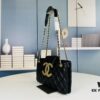 New Arrival Large 210 Small 200 4W+ Likes Chanel 24C Retro Oversized Logo Horizontal Chain Bag