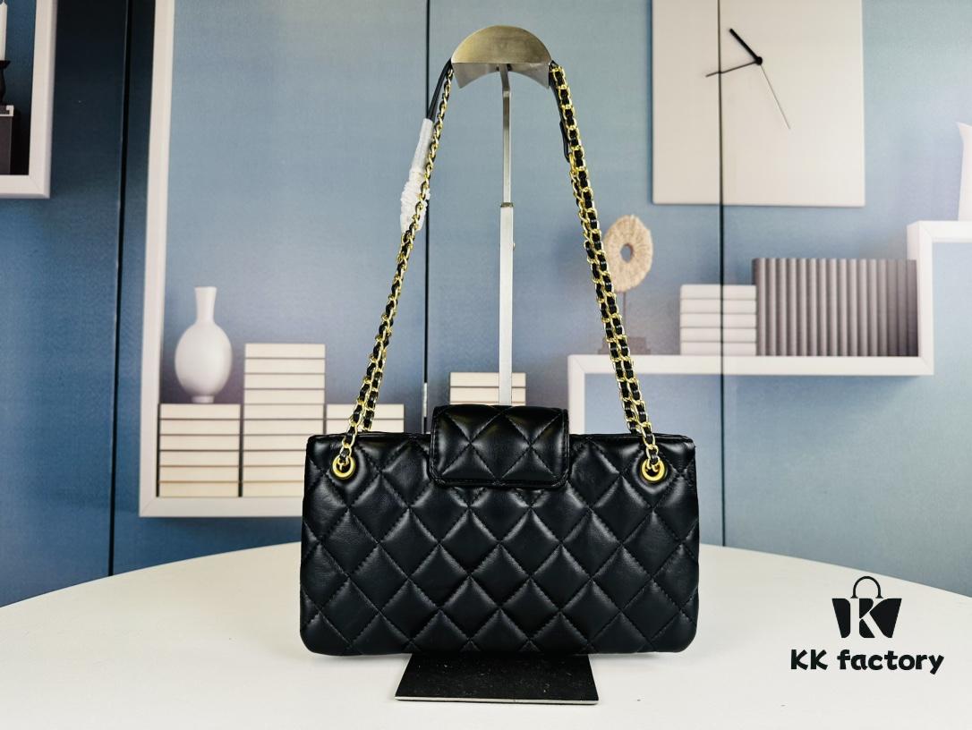 New Arrival Large 210 Small 200 4W+ Likes Chanel 24C Retro Oversized Logo Horizontal Chain Bag