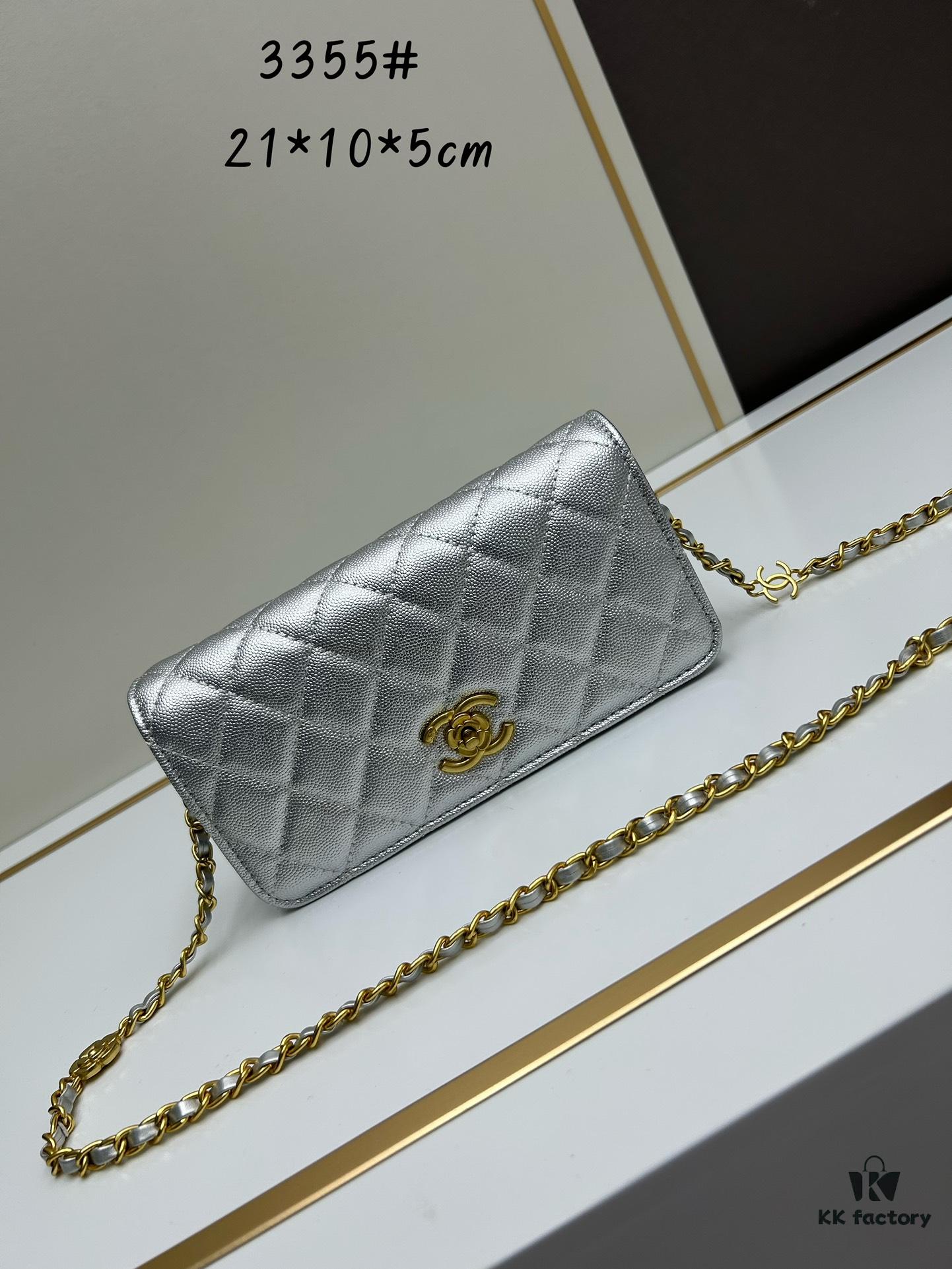 New Arrival Today's Recommendation 🌸 CHANEL 23K Camellia Clasp Underarm Bag WOC