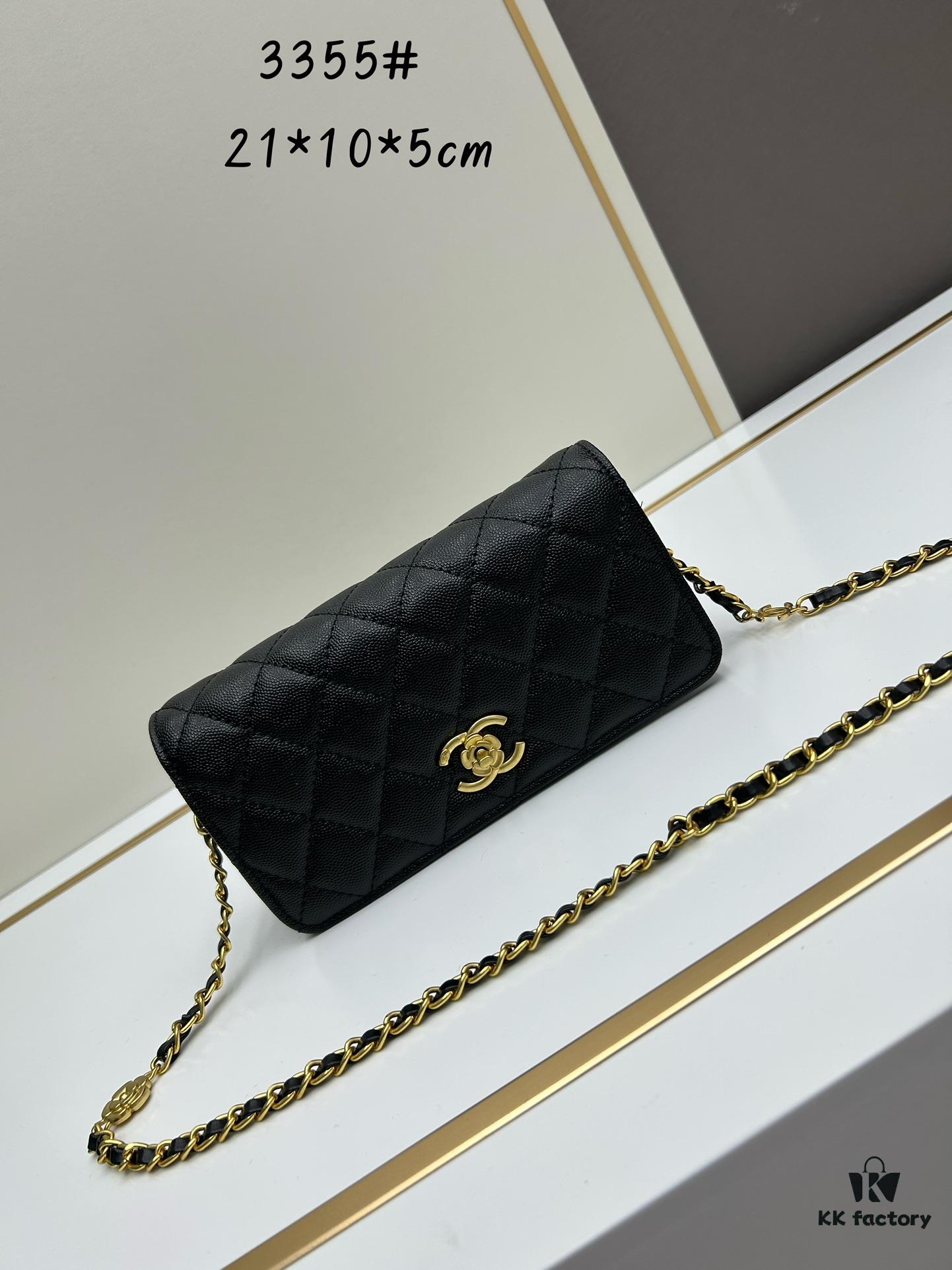 New Arrival Today's Recommendation 🌸 CHANEL 23K Camellia Clasp Underarm Bag