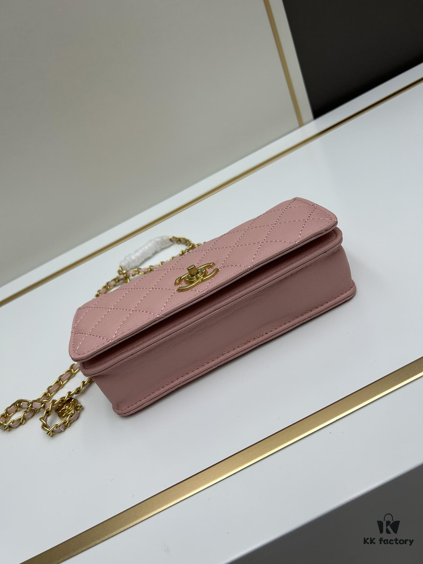 New Arrival Today's Recommendation 🌸 CHANEL 23K Camellia Clasp Underarm Bag