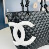 New Chanel Panda Kangpeng Tote Bag ||| Classic black and white panda colorway, exuding a high-end aesthetic!