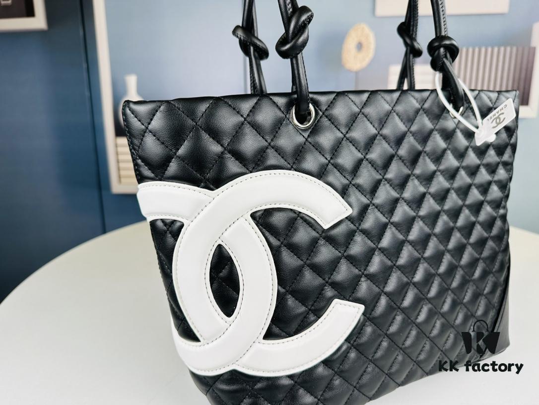 New Chanel Panda Kangpeng Tote Bag ||| Classic black and white panda colorway, exuding a high-end aesthetic!