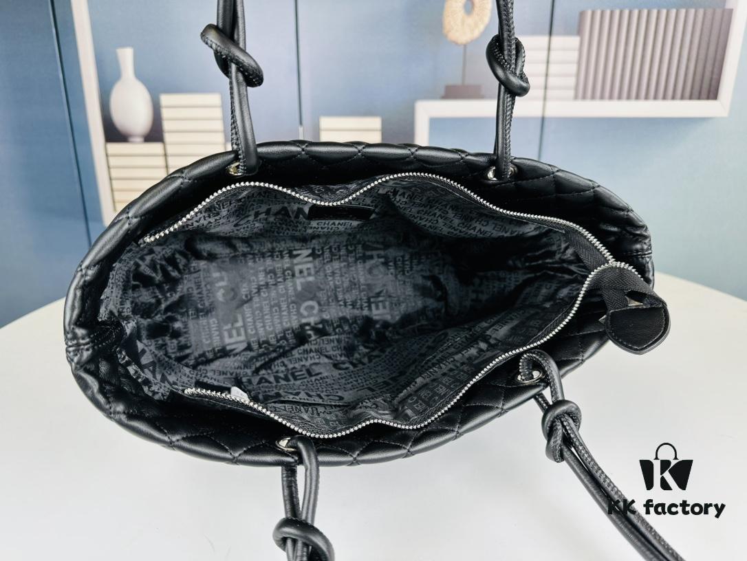 New Chanel Panda Kangpeng Tote Bag ||| Classic black and white panda colorway, exuding a high-end aesthetic!