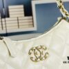 New Chanel 23K | This Season's Must-Have Hobo Shoulder Bag