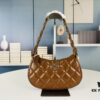 New Chanel 23K | The Must-Buy Hobo Bag of the Season