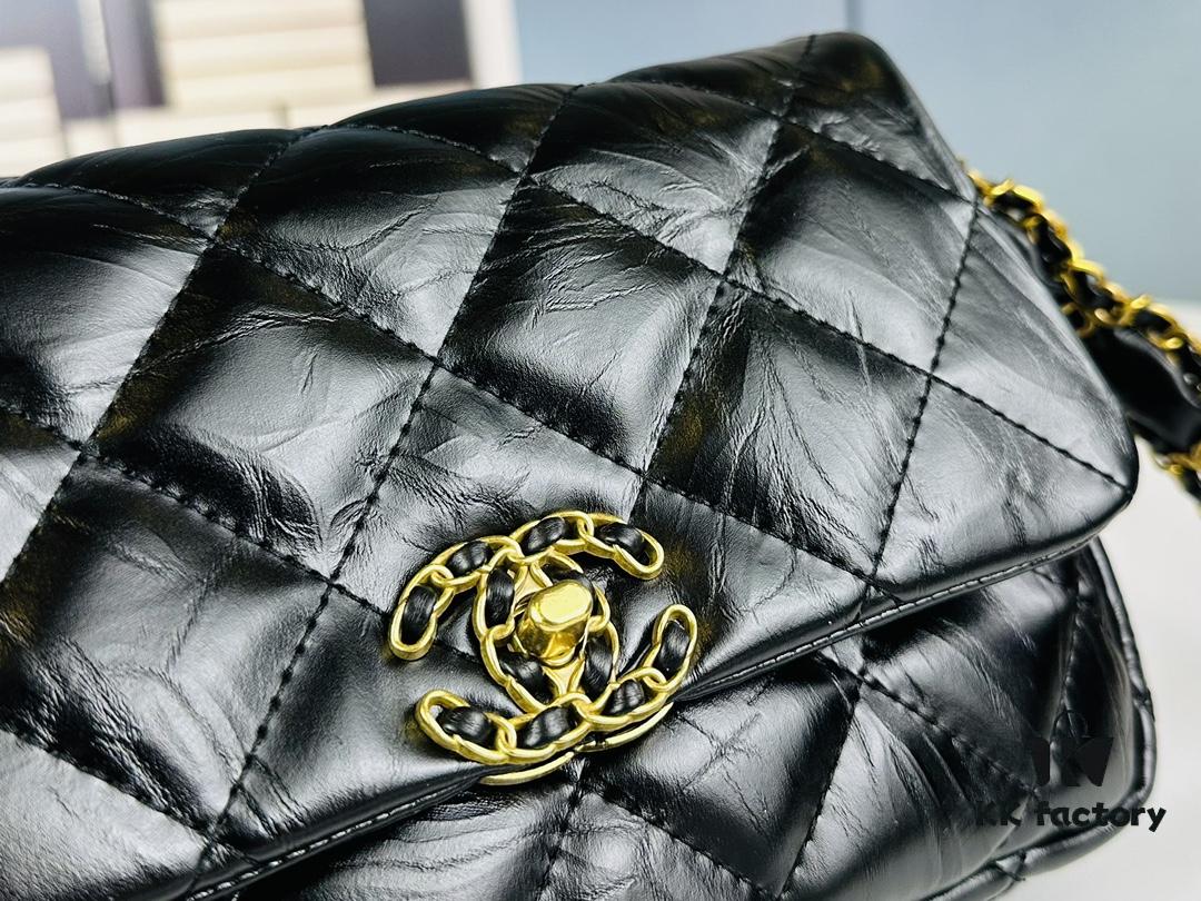 New Arrival Today's Recommendation | Chanel 23k Chunky Chain Square Bag