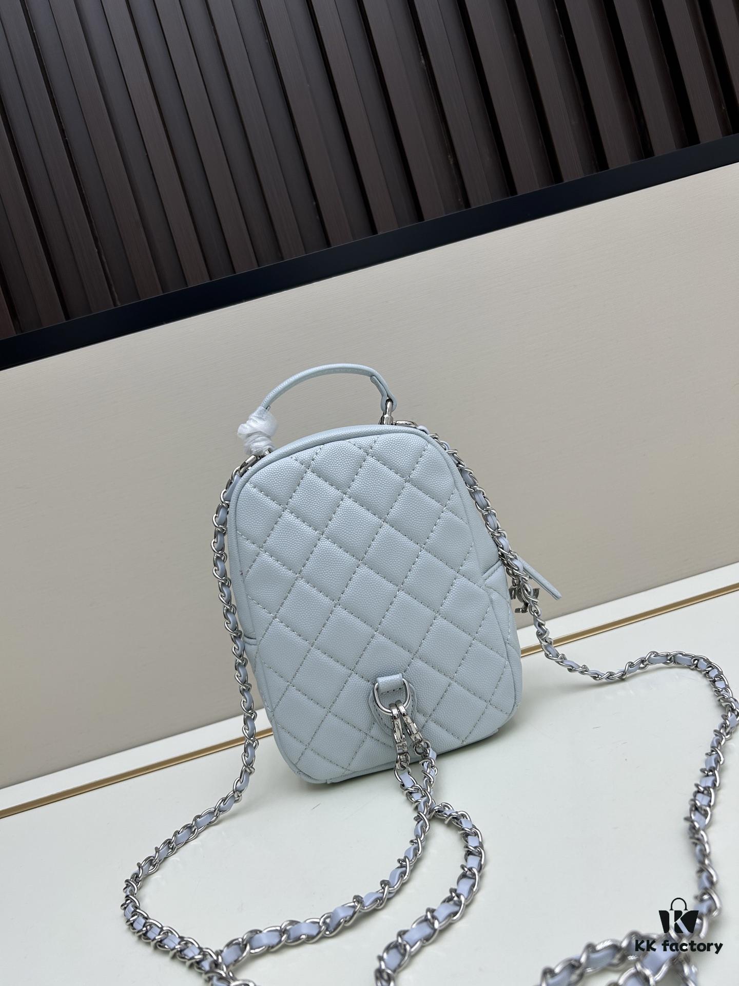 New Arrival Chanel 24C Mini Denim Backpack – A Cute and Stylish Must-Have