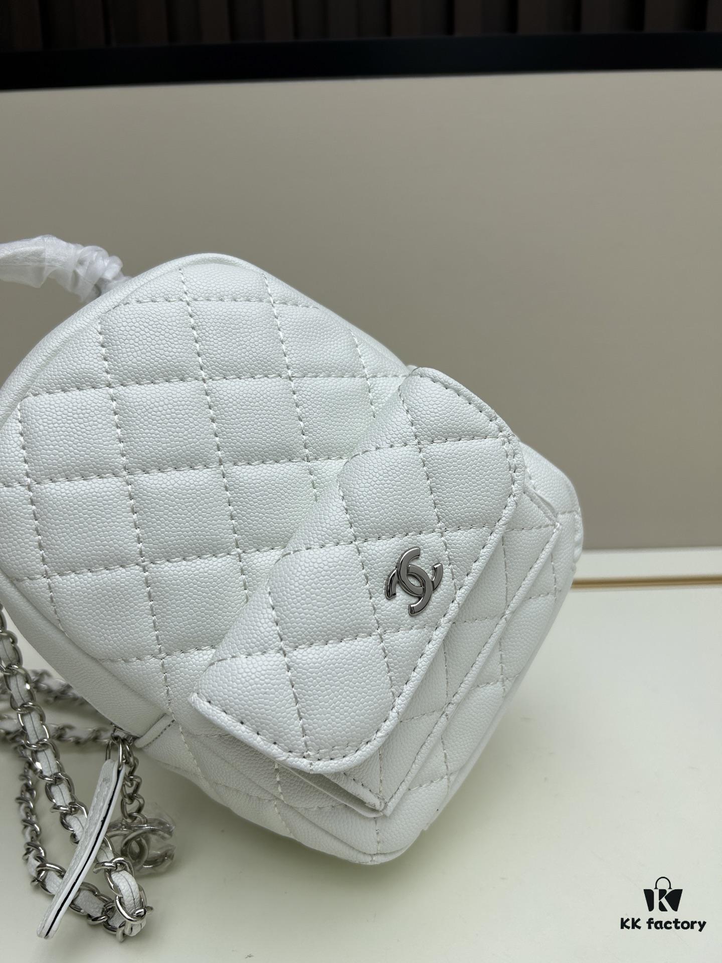 New Arrival Chanel 24C Mini Denim Backpack – A Cute and Stylish Shoulder Bag