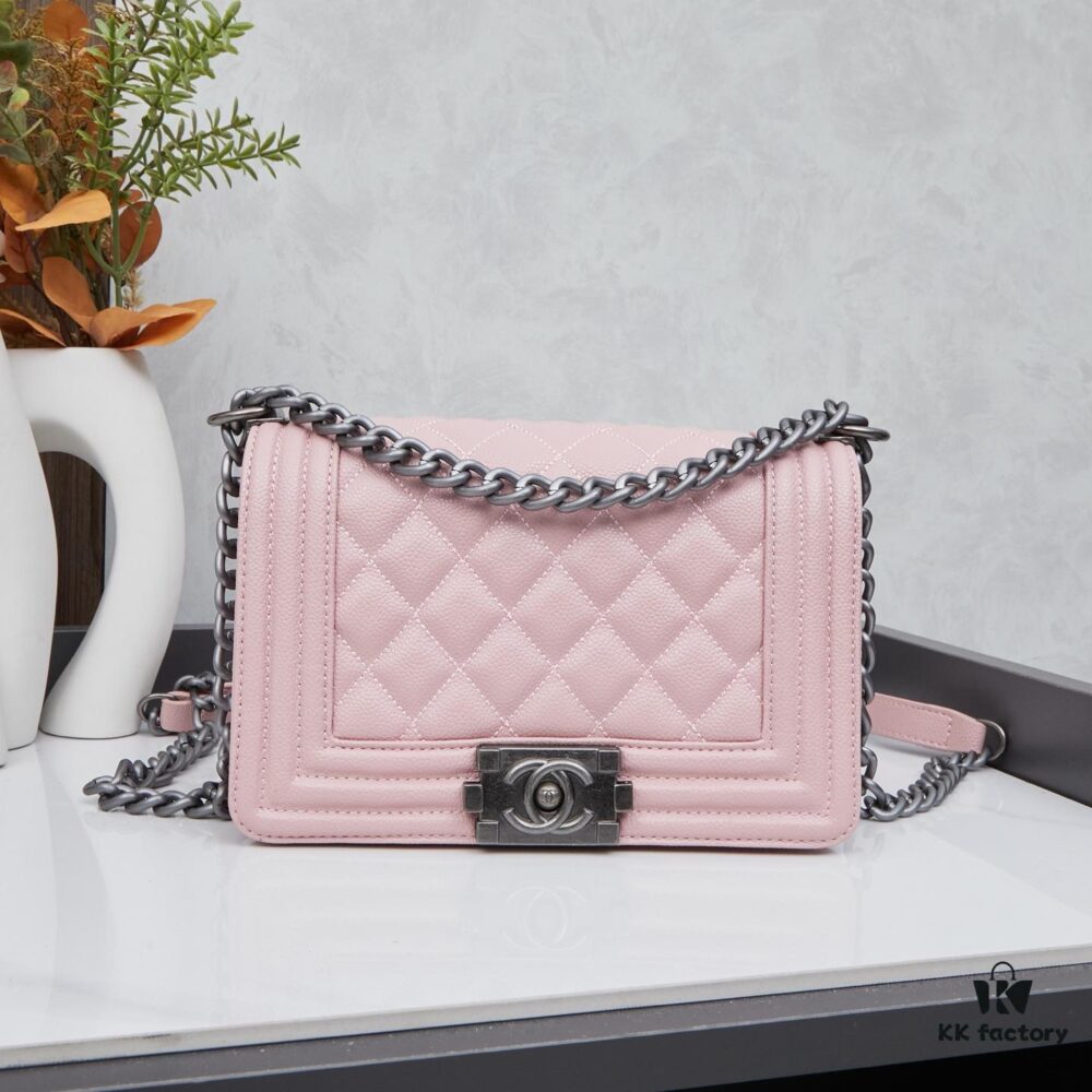 New Arrival Timeless CHANEL Le Boy Mini Bag
