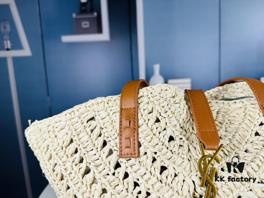 New Arrival: Summer Straw Bag Is a Must-Have