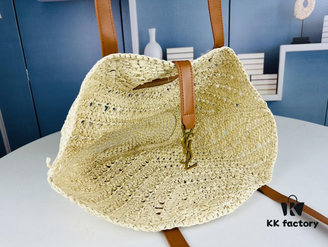 New Arrival: Summer Straw Bag Is a Must-Have