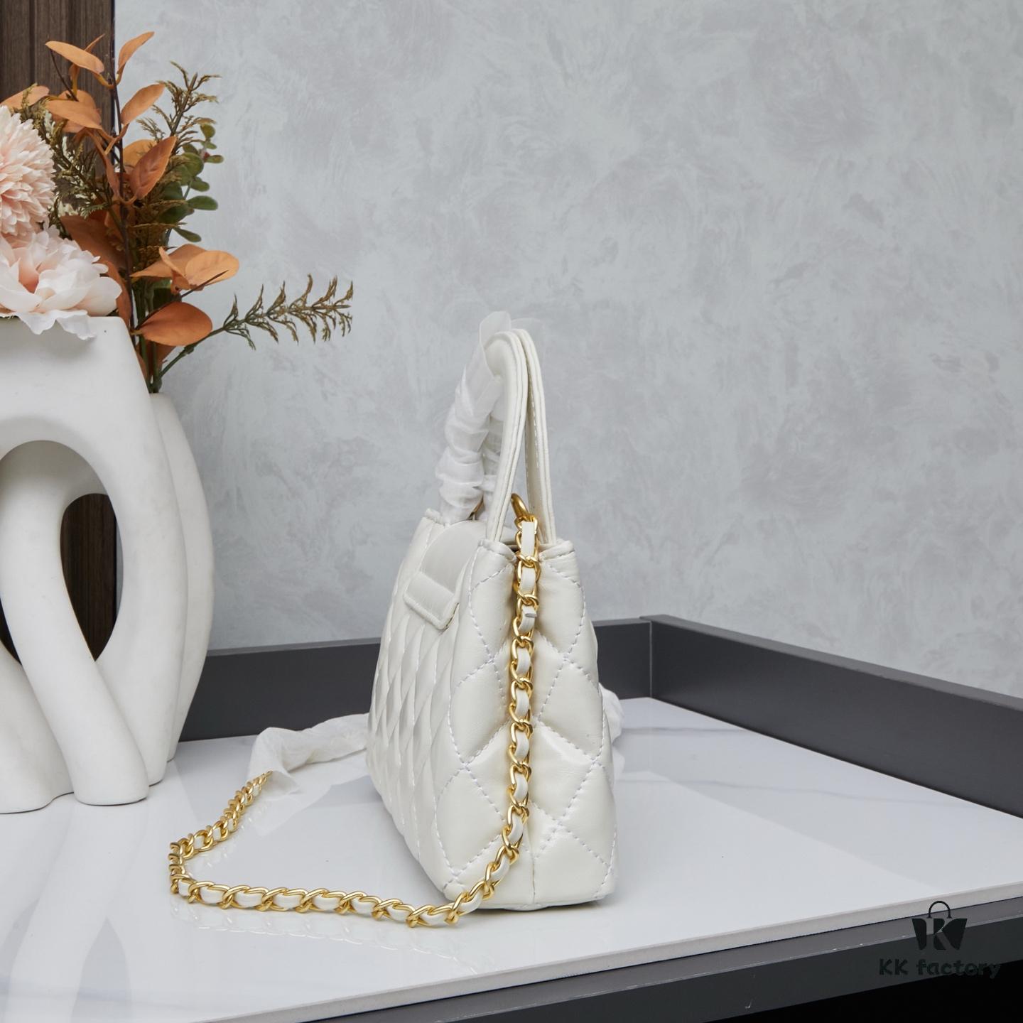 New Arrival with Box CHANEL 23 Kelly Chain Bag