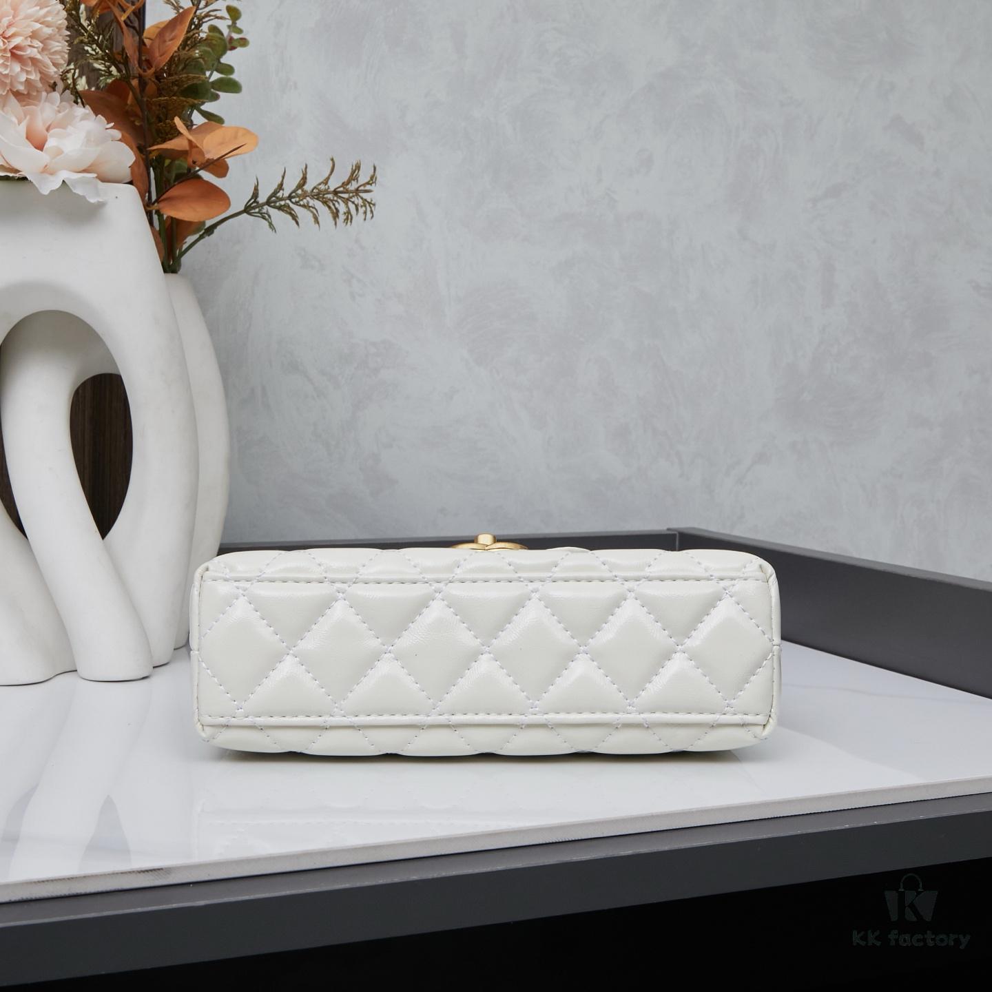 New Arrival with Box CHANEL 23 Kelly Chain Bag