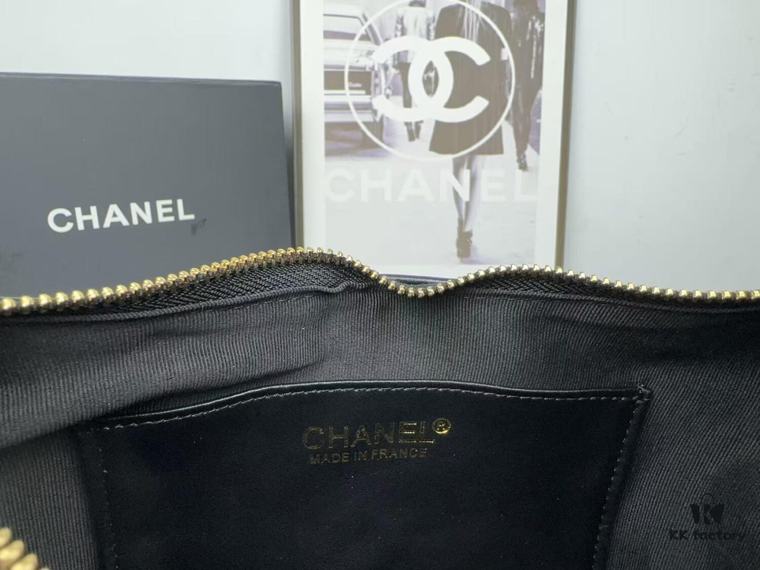 CHANEL 25S New Arrival Lambskin Bag - Stylish and Practical Hobo Bag