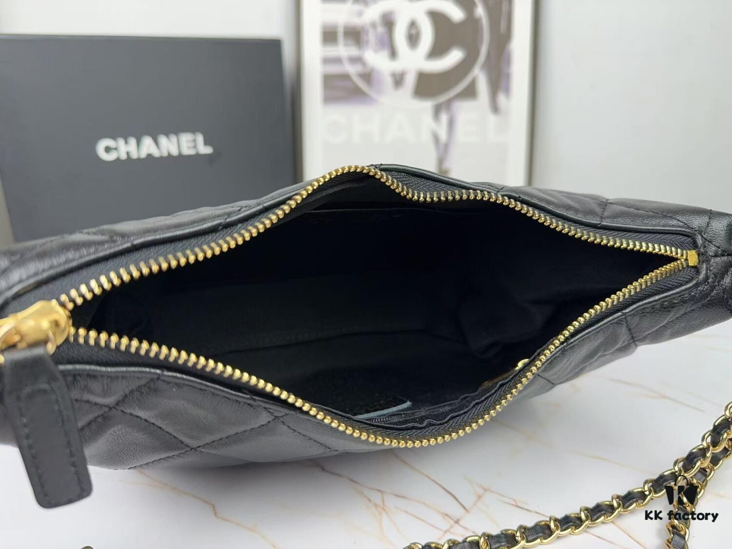 CHANEL 25S New Arrival Lambskin Bag - Stylish and Practical Hobo Bag