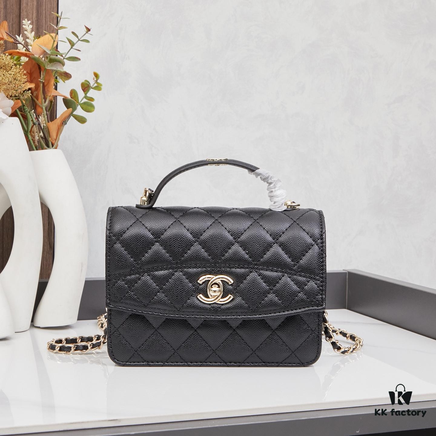 New Chanel 25C Mini Messenger Bag | Multiple Wearing Styles 💼