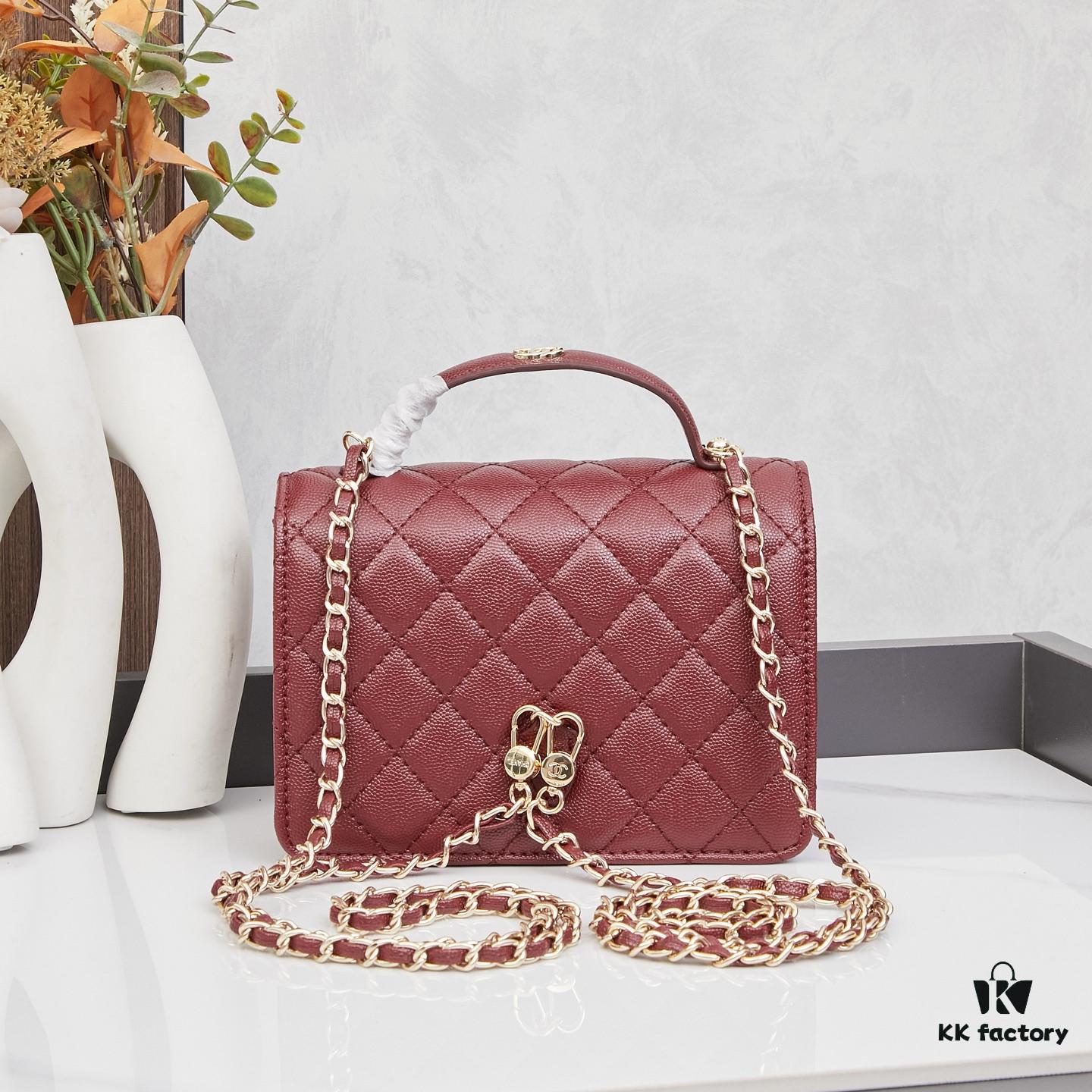 New Chanel 25C Mini Messenger Bag | Multiple Wearing Styles 💼