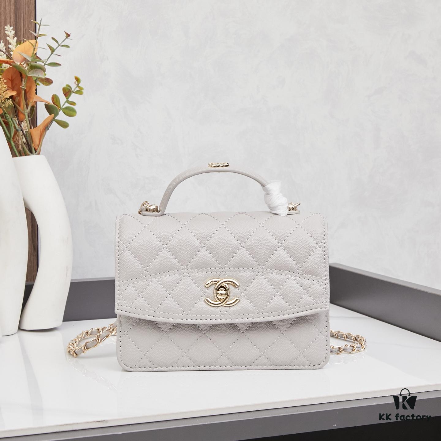 New Chanel 25C Mini Messenger Bag | Multiple Wearing Styles