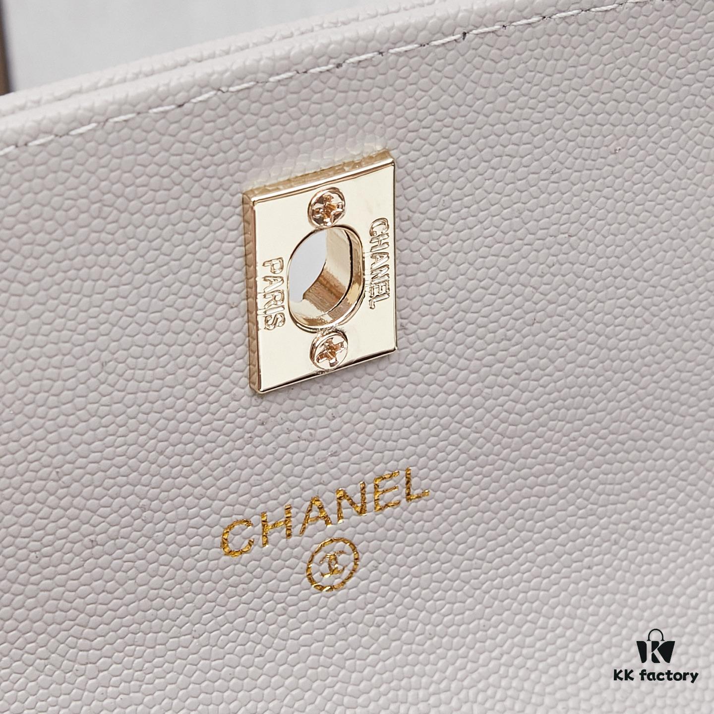 New Chanel 25C Mini Messenger Bag | Multiple Wearing Styles