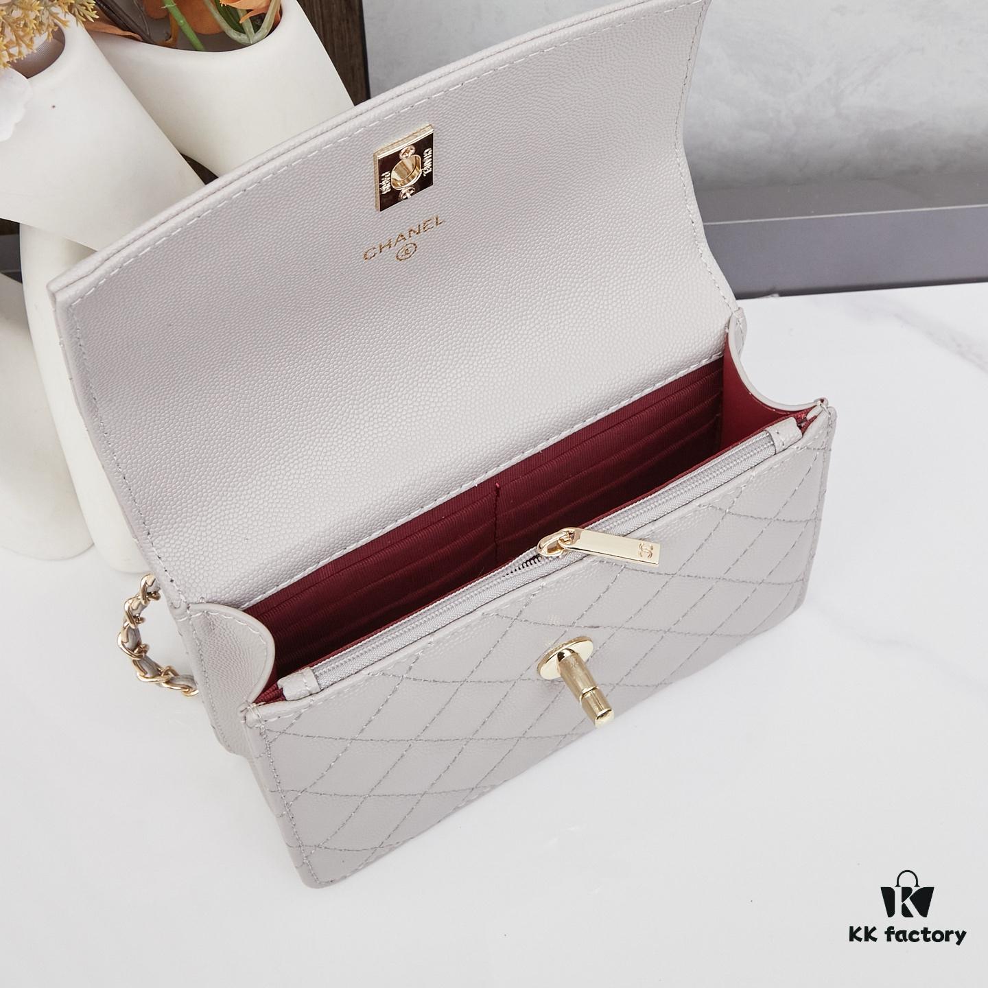 New Chanel 25C Mini Messenger Bag | Multiple Wearing Styles