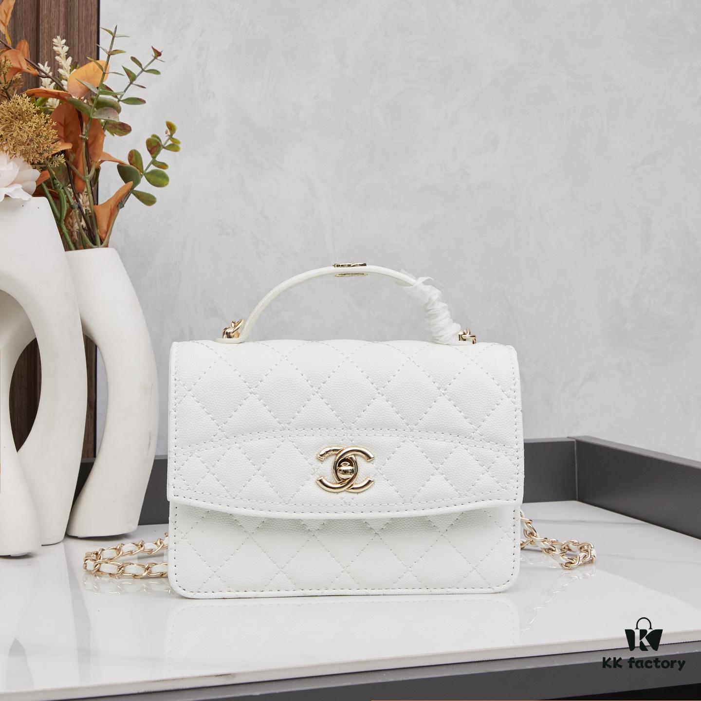 New Chanel 25C Mini Messenger Bag | Multiple Wearing Styles