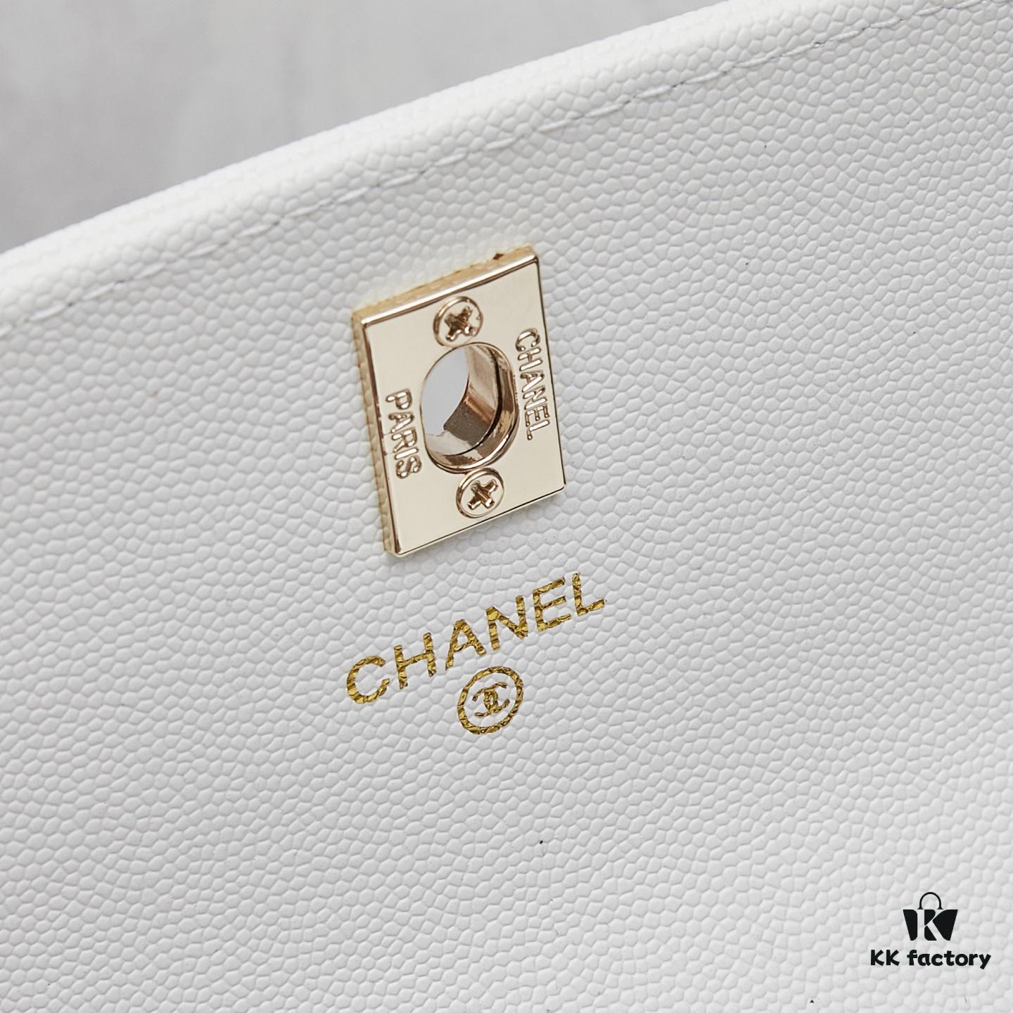 New Chanel 25C Mini Messenger Bag | Multiple Wearing Styles