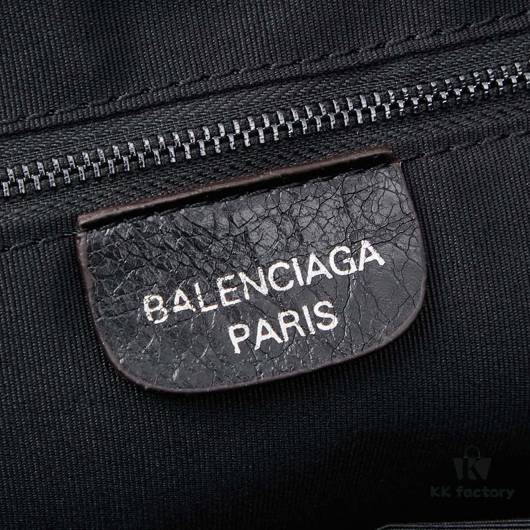 Cool Girls, Step In! Balenciaga Fall/Winter New Bags at Discount Prices