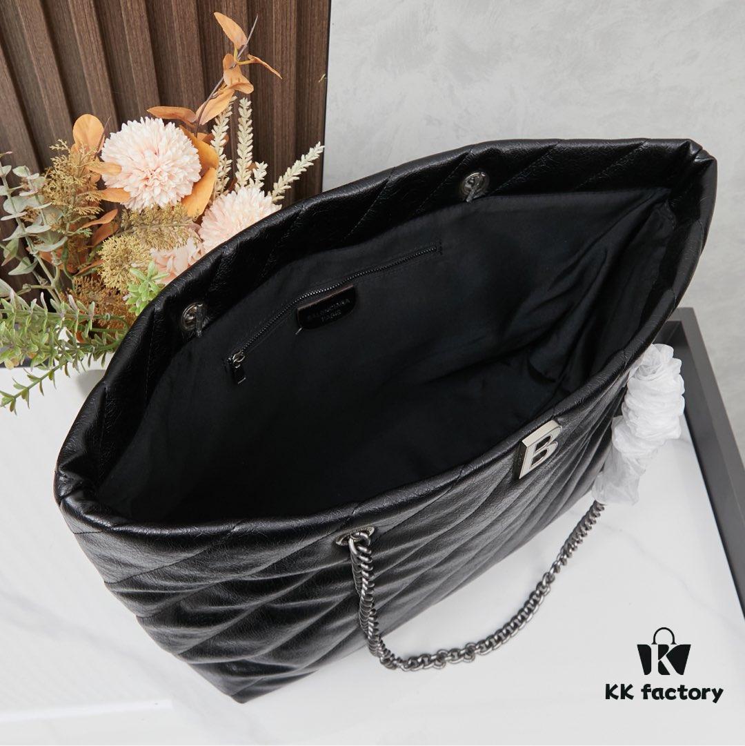 Cool Girls, Step In! Balenciaga Fall/Winter New Bags at Discount Prices