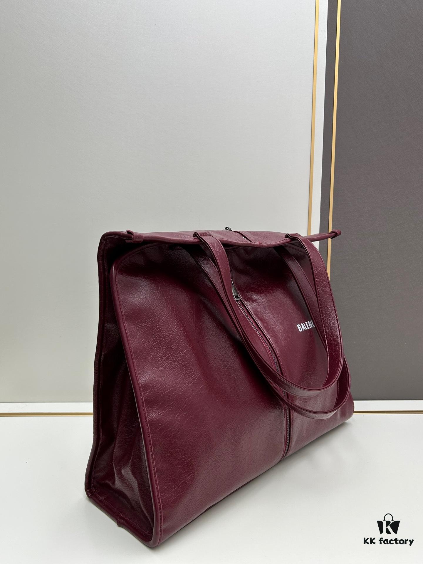 Box Included The Trash Bag Trend is Too Strong, Obsessed with Balenciaga Again