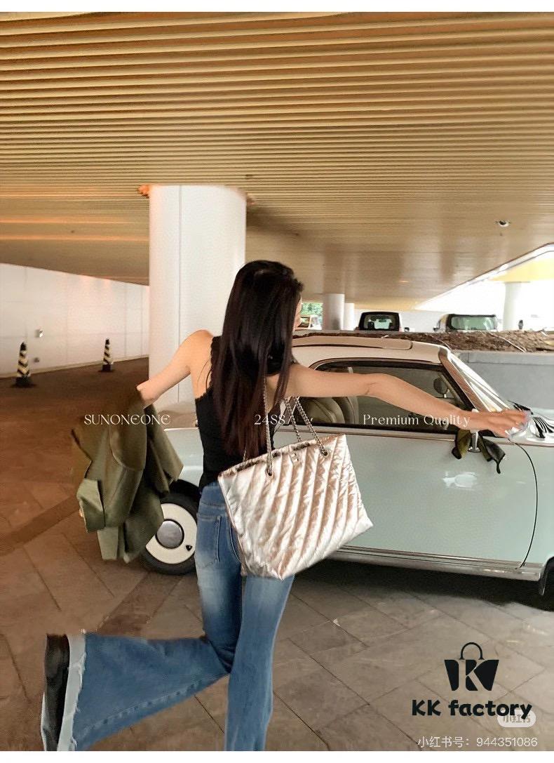 Enter, Cool Girls! Balenciaga Fall/Winter New Bags at Discount Prices